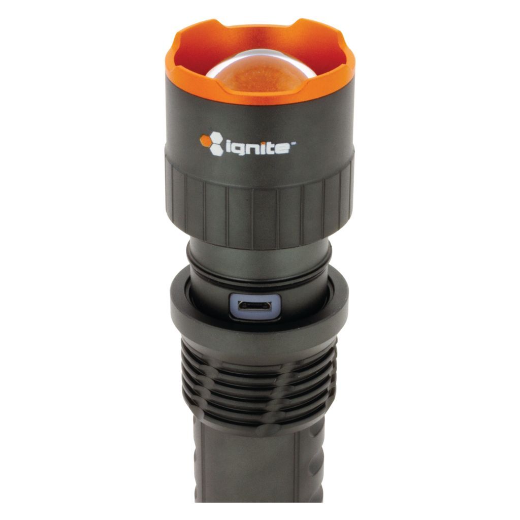 Heavy Duty Medium Torch With Focus & Charging Dock