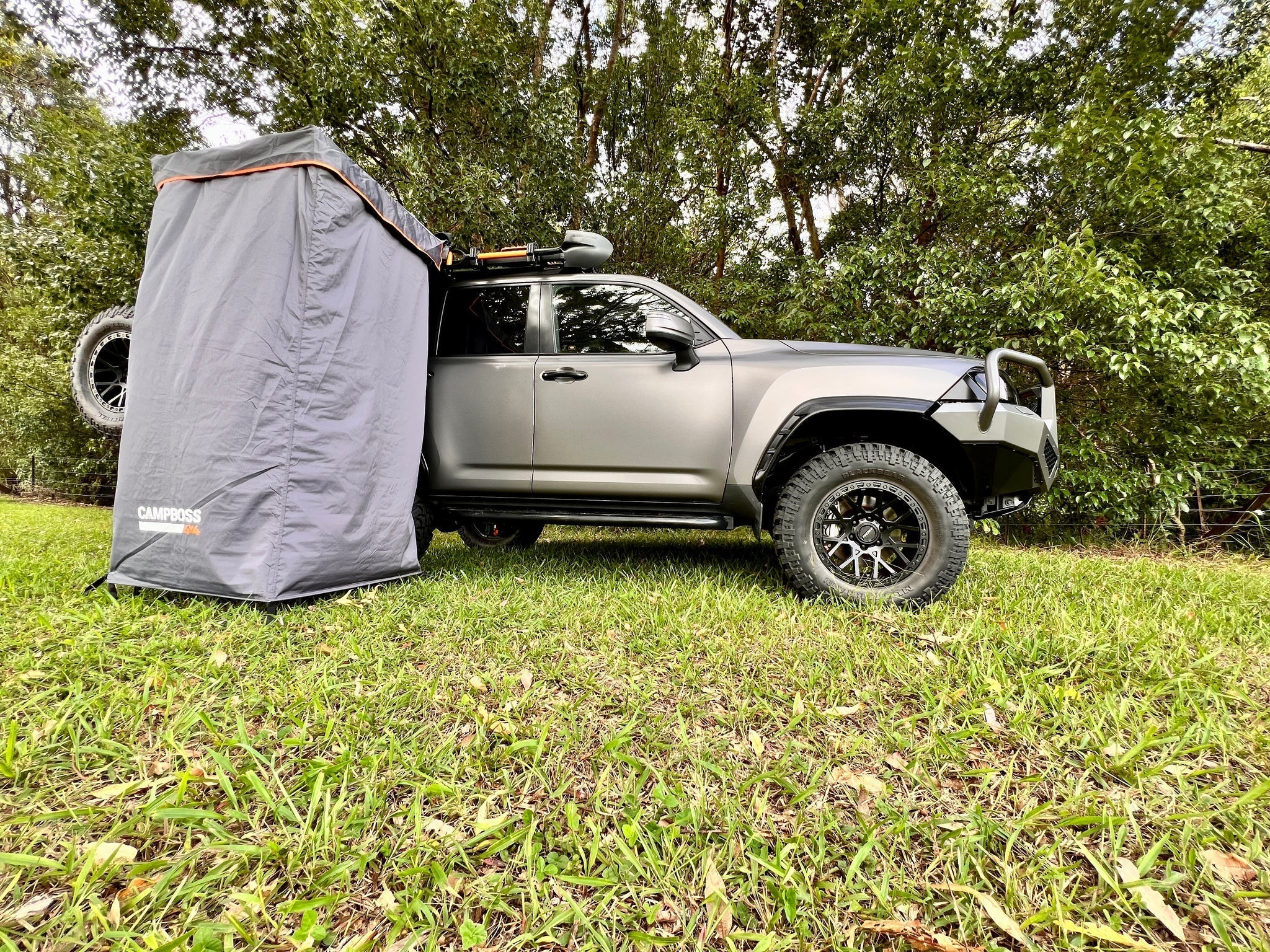 NUDIE BOSS Shower Tent